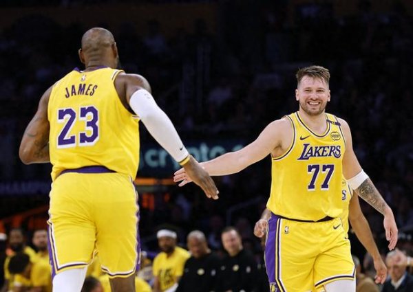 Đếm ngược 48 giờ? Pelinka đạt được một động thái kỳ diệu, Lakers sắp ký hợp đồng với Brogdon