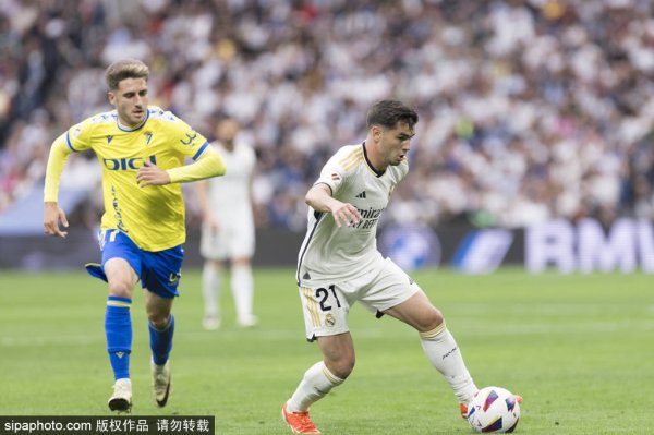 Tình huống khó xử Real Madrid 