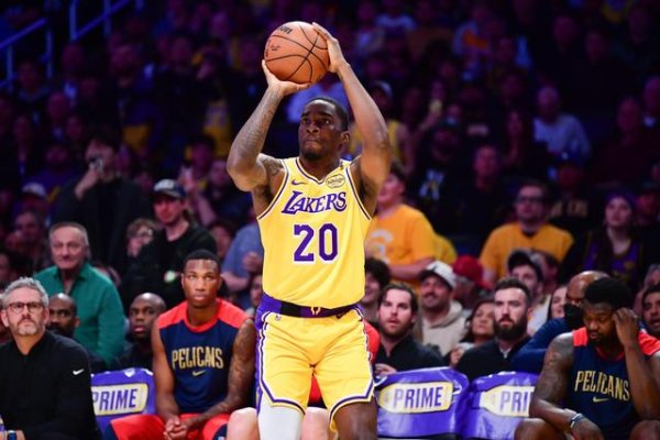 Phóng viên nổi tiếng: Lakers có thể cắt Milton để giải phóng một nơi để cải thiện khả năng giữ bóng 